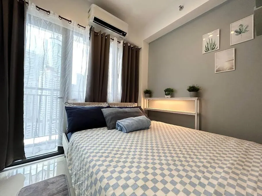Homey 1Br At Lush Residences In Makati Cbd Manila 0*,  Filipinas