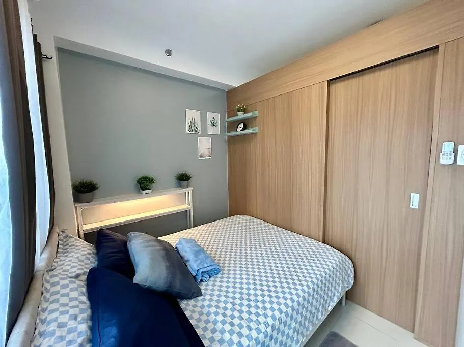 Homey 1Br At Lush Residences In Makati Cbd Manila Apartment