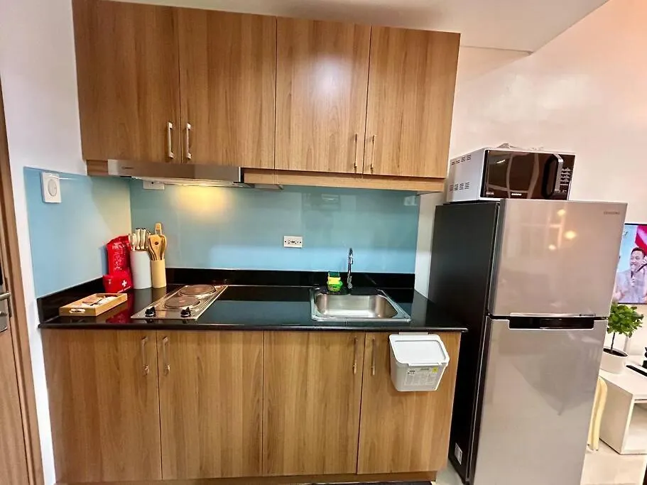 Homey 1Br At Lush Residences In Makati Cbd Manila