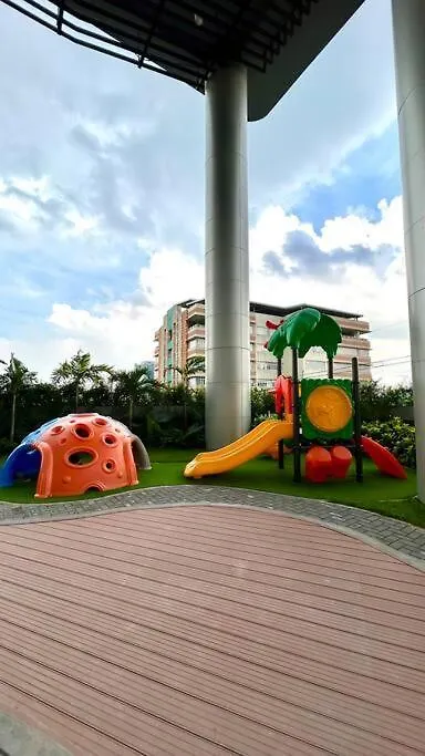 Homey 1Br At Lush Residences In Makati Cbd Manila 0*,  Philippines