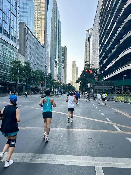 Apartment Homey 1Br At Lush Residences In Makati Cbd Manila Philippines