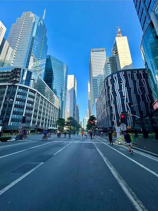 Homey 1Br At Lush Residences In Makati Cbd Manila